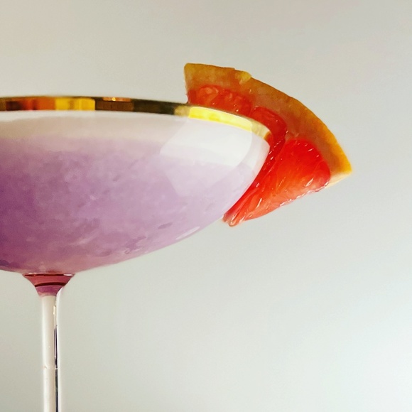 Meet your Posher, Jennifer - Picture 1 of 1